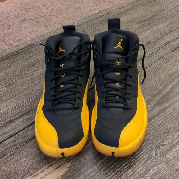 Nike | Shoes | Two3 Air Jordans Retro Goldblack Mens 2  display picture 2
